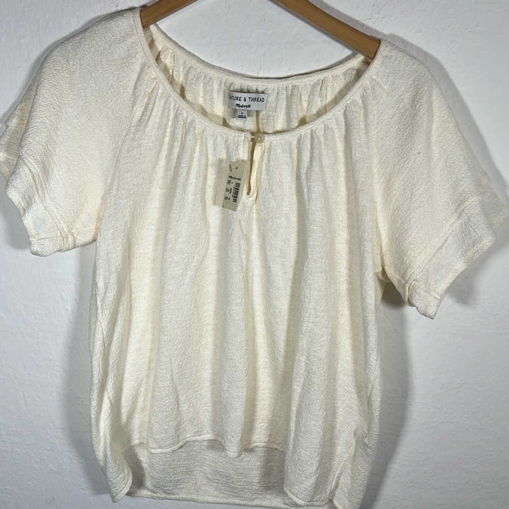 Texture & Thread Madewell new NWT cream top with tiered sleeve size S small